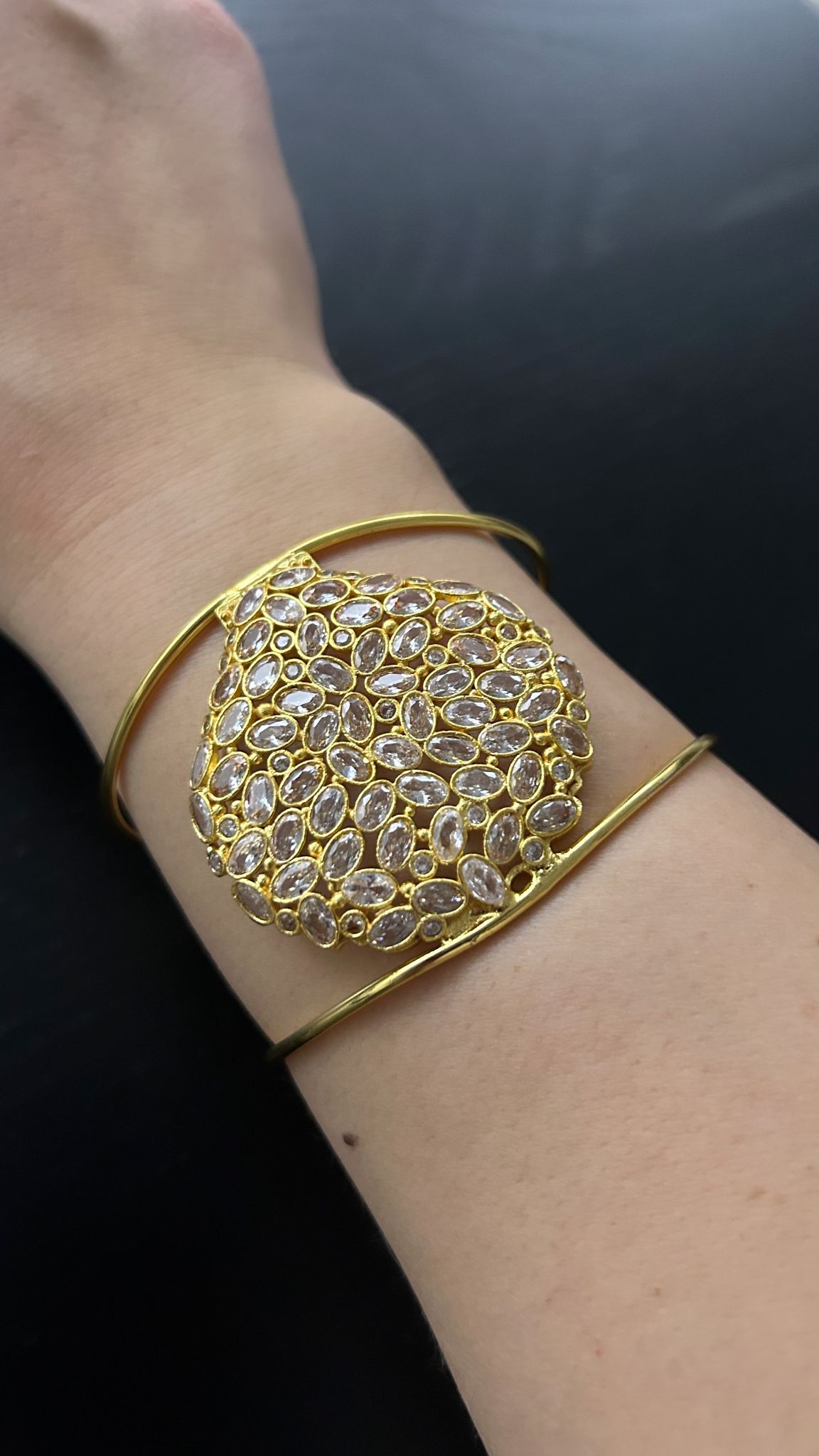 Bracciale Schiava con Centrale in Zirconi Incastonati