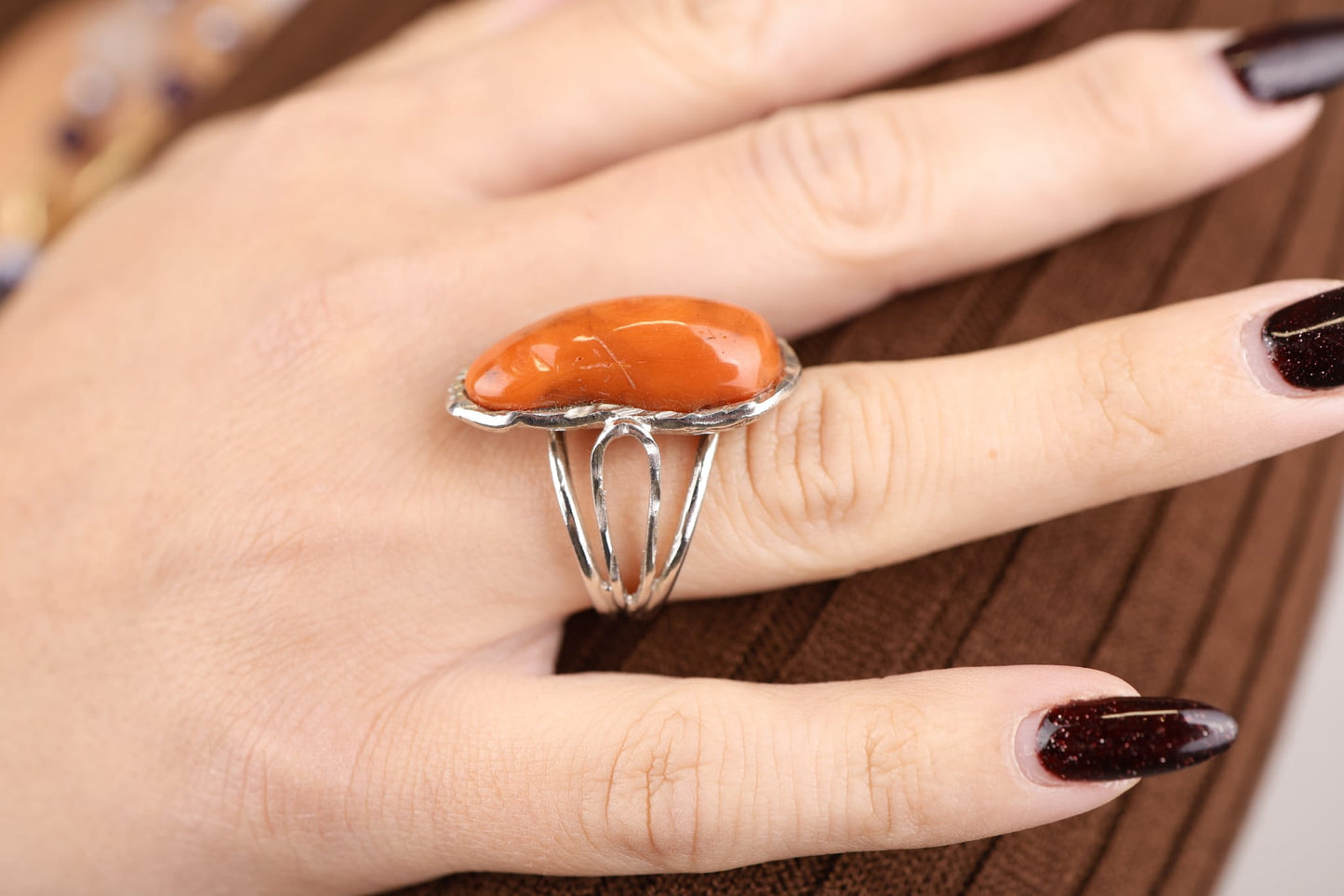 Anello Corallo del Mediterraneo - Corallo Rosso e Argento | Pezzo Unico