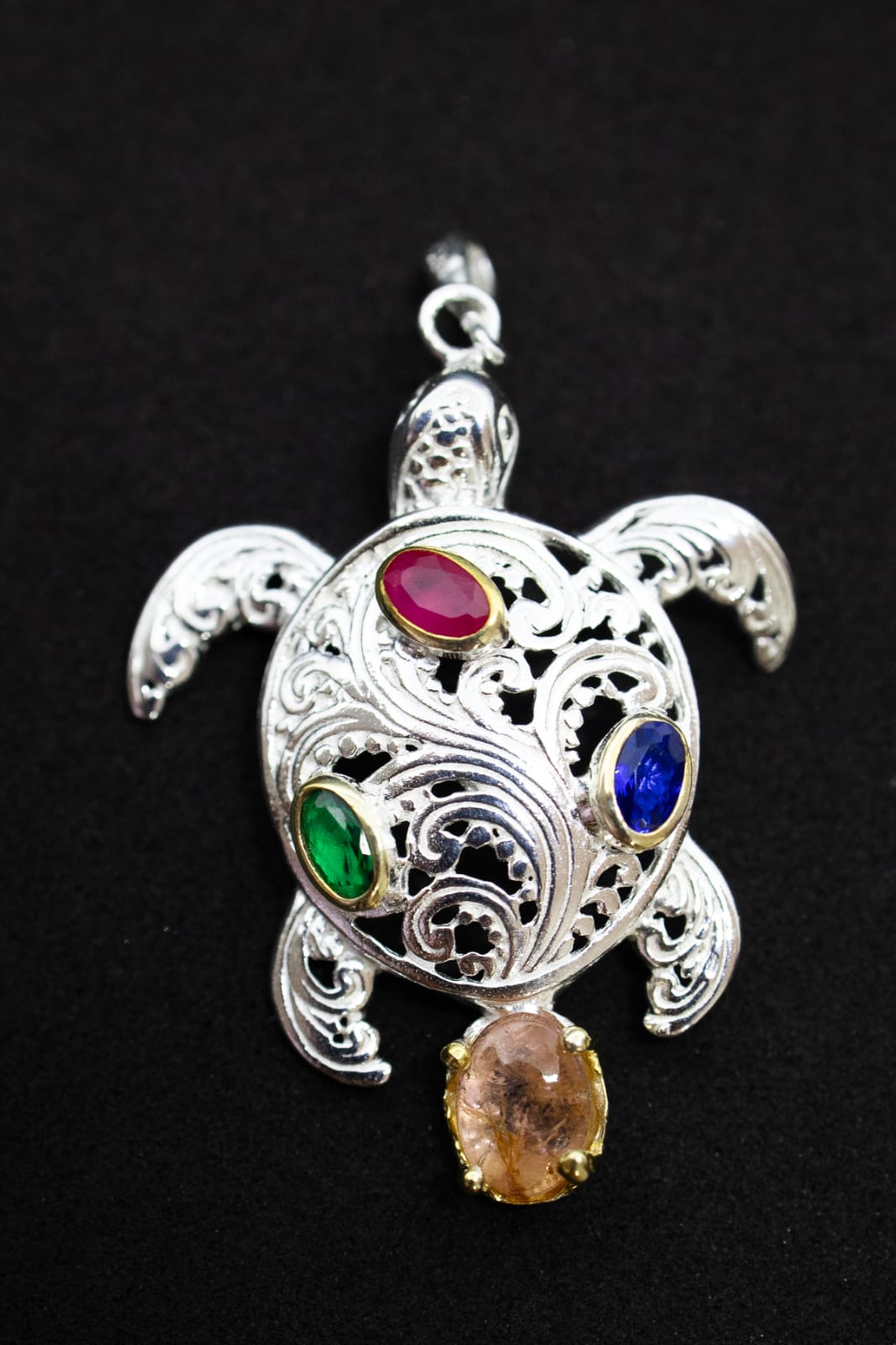 ✨ Pendente “Tartaruga di Luce”. Pezzo unico.💎