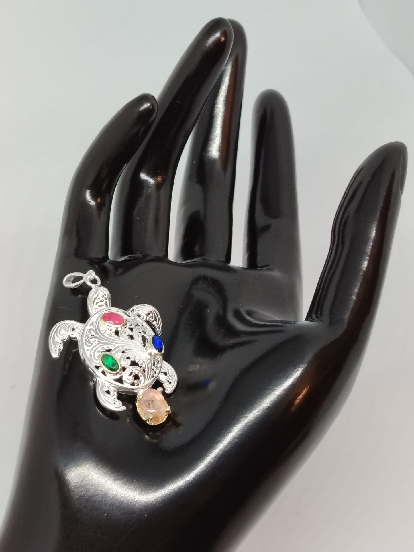 ✨ Pendente “Tartaruga di Luce”. Pezzo unico.💎