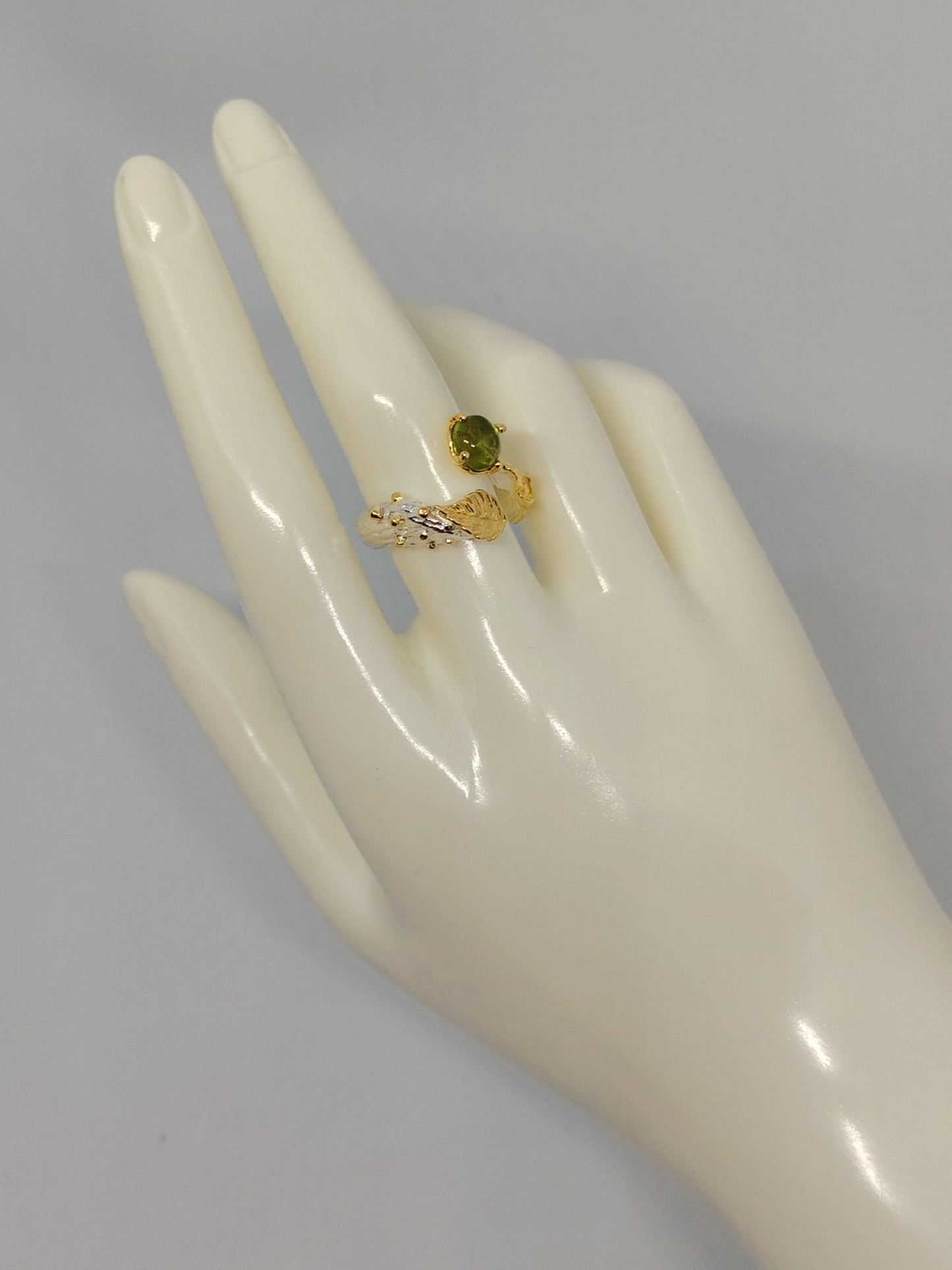 ✨ Anello “Ramo di Peridoto”. Pezzo unico.💎